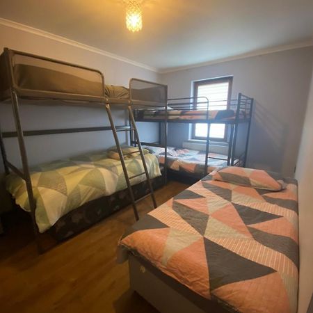 Dublin Airport Big Rooms With Bathroom Outside Room - Kitchen Only 7 Days Reservation ภายนอก รูปภาพ