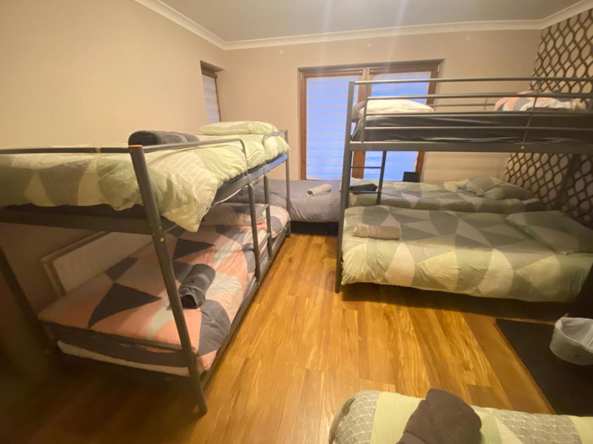 Dublin Airport Big Rooms With Bathroom Outside Room - Kitchen Only 7 Days Reservation ภายนอก รูปภาพ