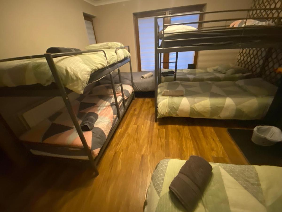 Dublin Airport Big Rooms With Bathroom Outside Room - Kitchen Only 7 Days Reservation ภายนอก รูปภาพ