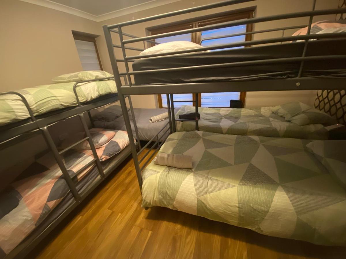 Dublin Airport Big Rooms With Bathroom Outside Room - Kitchen Only 7 Days Reservation ภายนอก รูปภาพ