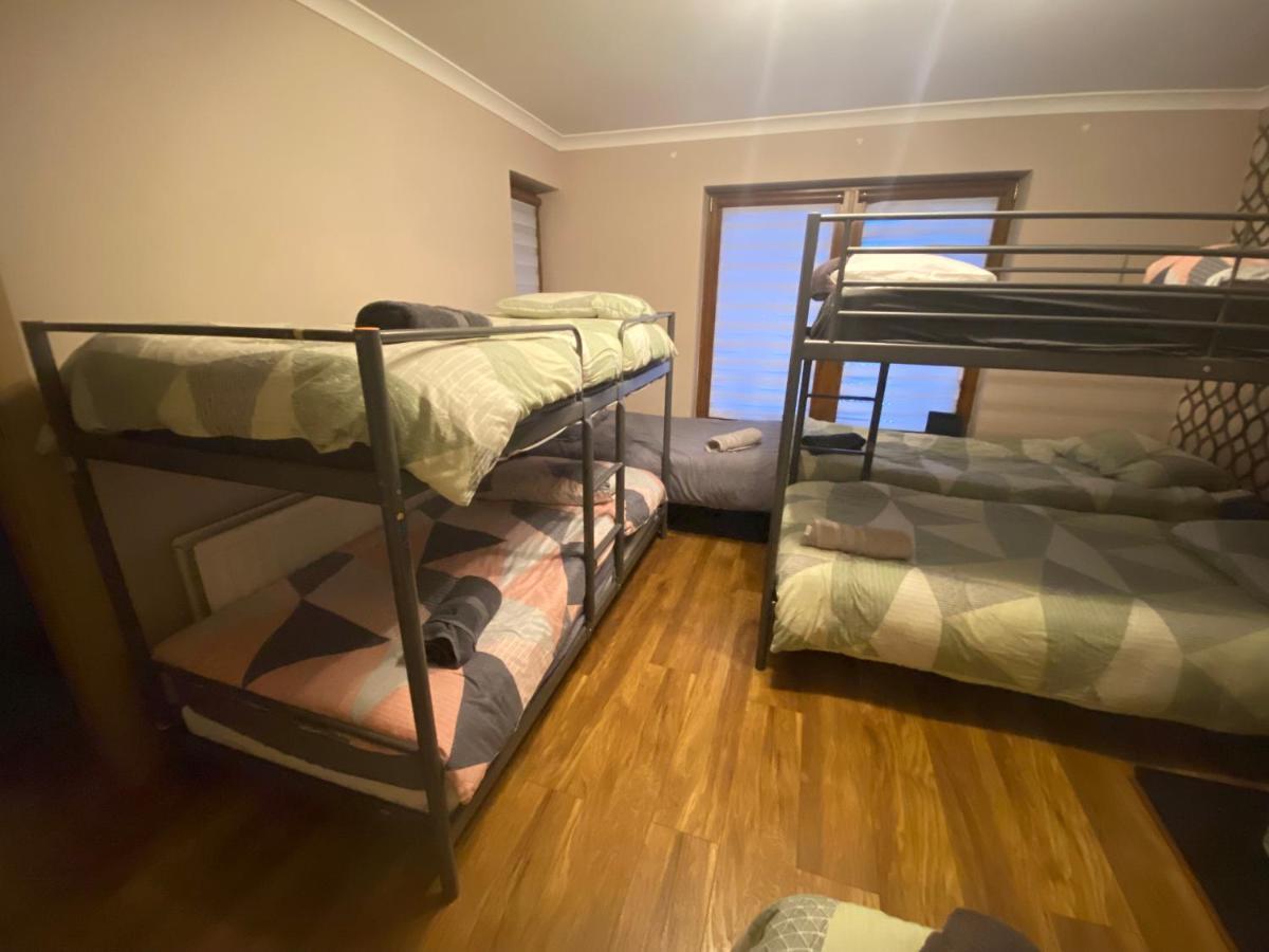 Dublin Airport Big Rooms With Bathroom Outside Room - Kitchen Only 7 Days Reservation ภายนอก รูปภาพ