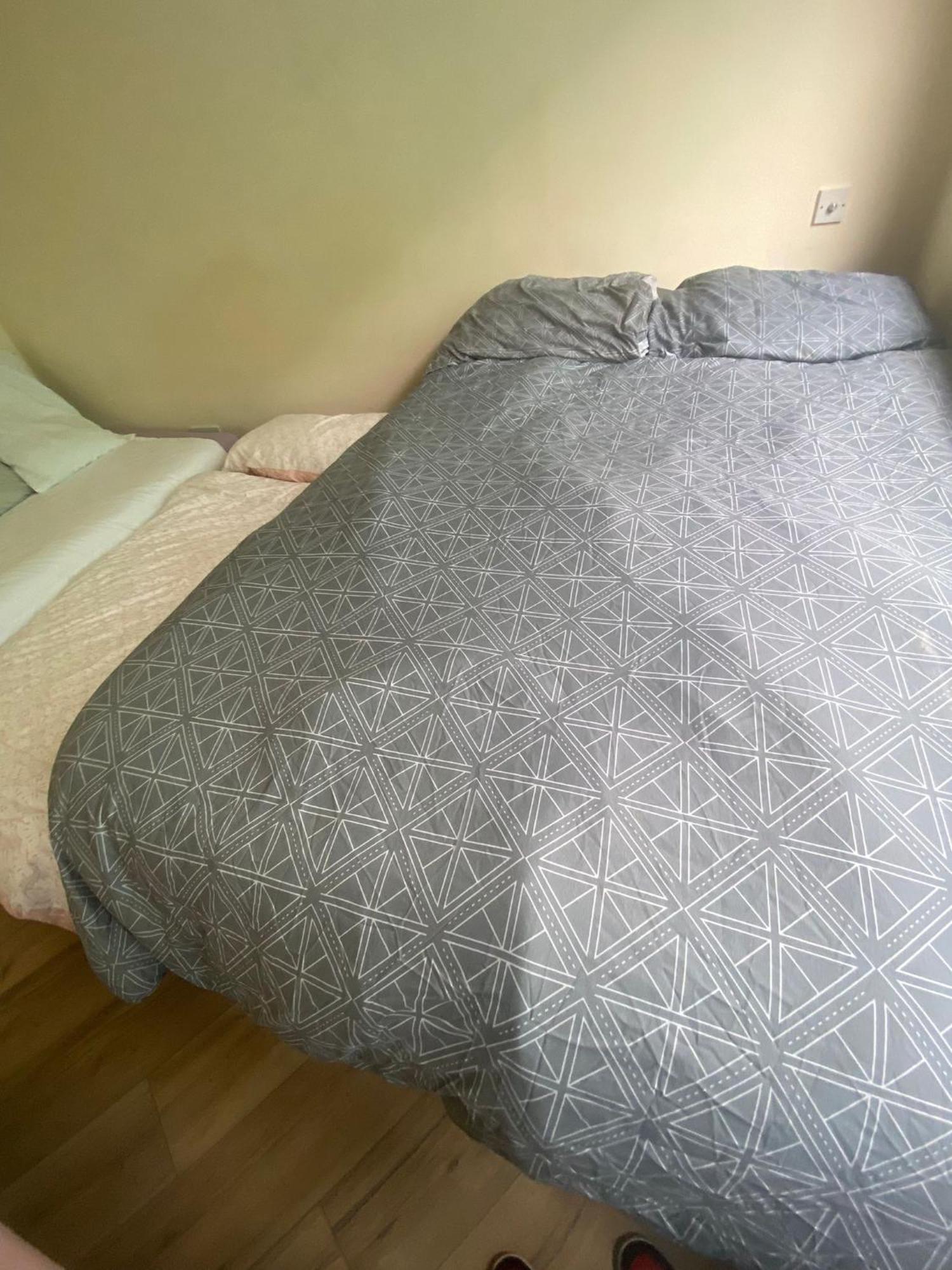 Dublin Airport Big Rooms With Bathroom Outside Room - Kitchen Only 7 Days Reservation ภายนอก รูปภาพ