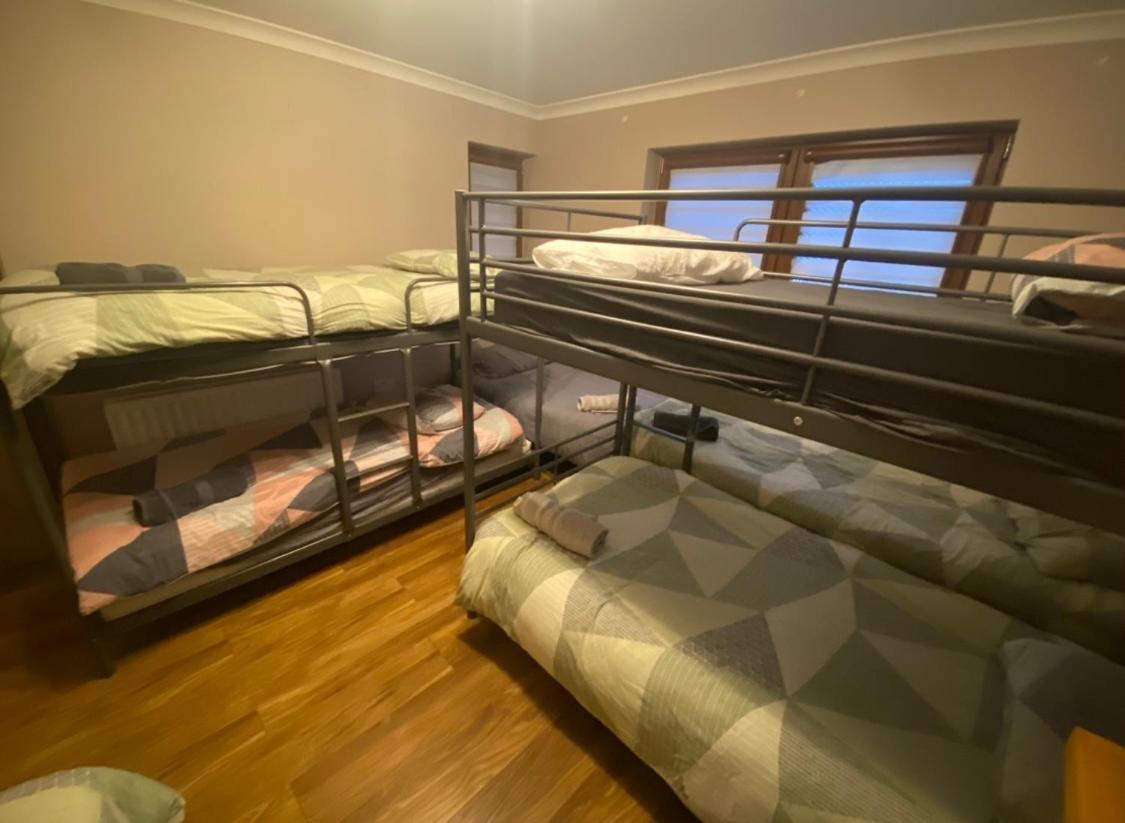 Dublin Airport Big Rooms With Bathroom Outside Room - Kitchen Only 7 Days Reservation ภายนอก รูปภาพ