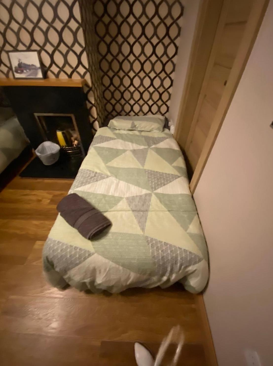 Dublin Airport Big Rooms With Bathroom Outside Room - Kitchen Only 7 Days Reservation ภายนอก รูปภาพ